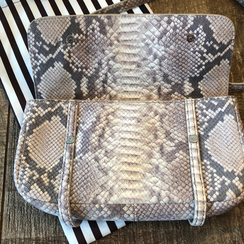 Henri Bendel Purse - Picture 4 of 8